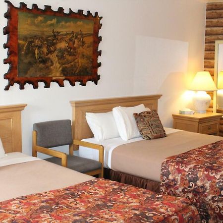 Trail'S End Motel Downtown Lewistown Екстериор снимка