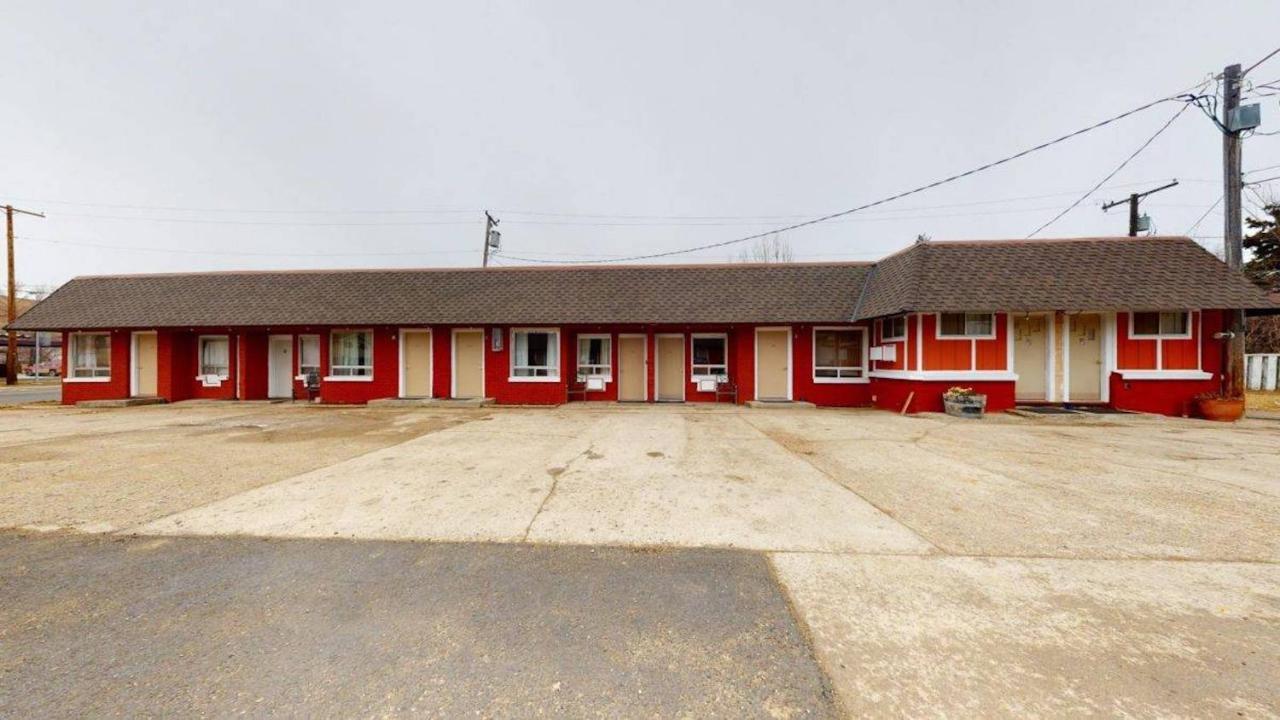 Trail'S End Motel Downtown Lewistown Екстериор снимка