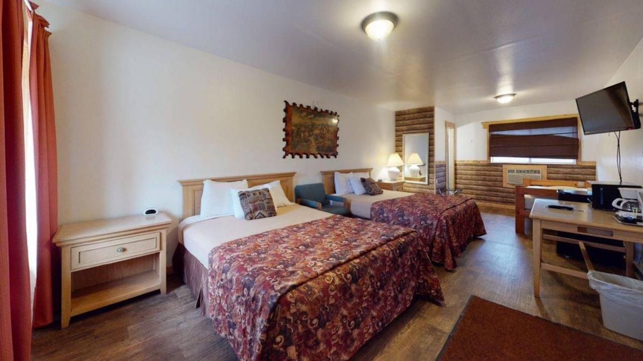Trail'S End Motel Downtown Lewistown Екстериор снимка