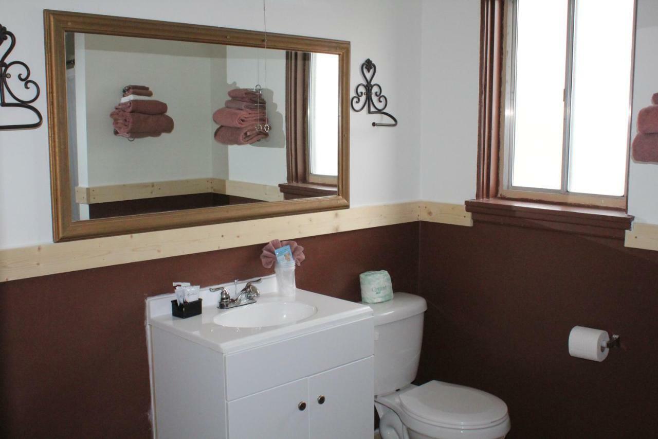Trail'S End Motel Downtown Lewistown Екстериор снимка